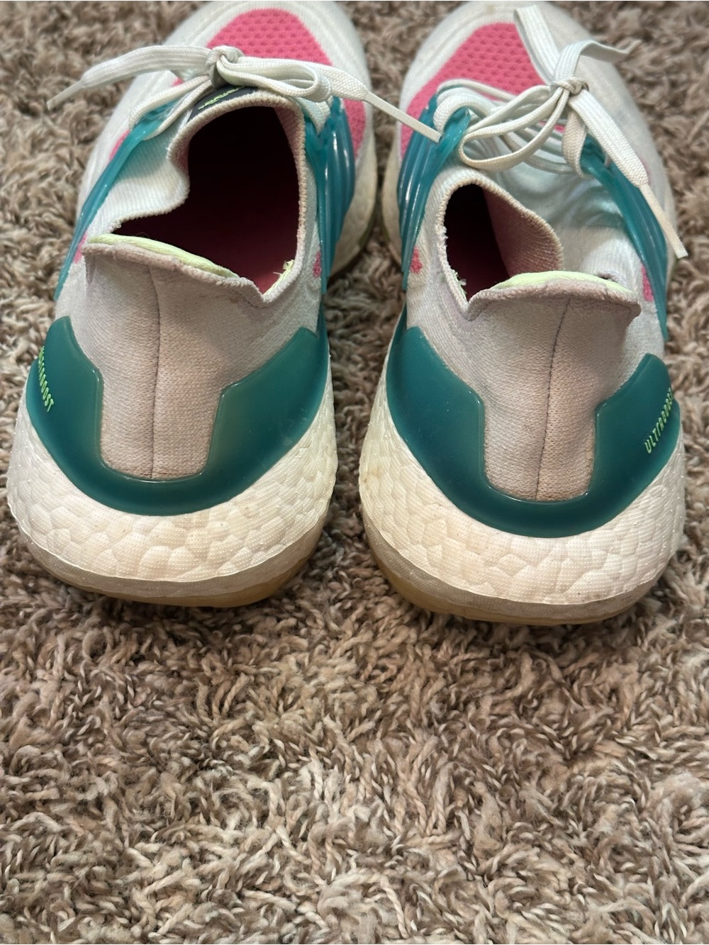Adidas Ultraboost - Picture 5 of 8